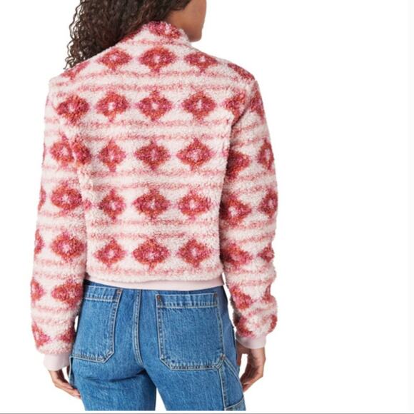 Lucky Brand Half Zip Sherpa Pullover - Picture 2 of 11